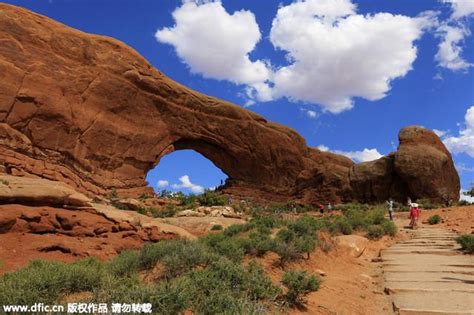 石頭拱門|拱門國家公園:景區介紹,簡介,形成原因,地質特徵,海拔,降雨量,公園。